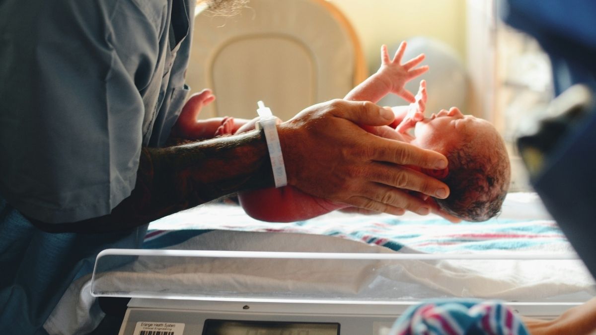 Common Newborn Problems: What's Normal, What's Not, and When to Worry