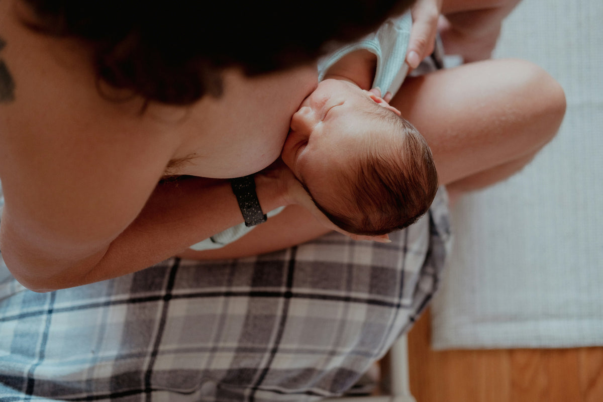 Tongue-Tie and Breastfeeding: Signs, Struggles, and What Actually Helped Us